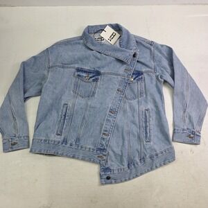 KBB by Kahlana The Denim Jacket Asymmetrical Button Line Light Wash Womens Sz‎ L